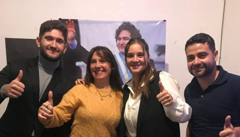 Pehuajenses participaron de la inauguración de la sede de La Libertad Avanza en Carlos Casares