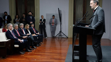 El Gobierno anunció un plan más moderado del esperado para blanquear dólares: el detalle de todas las medidas