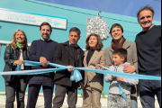 Carlos Tejedor: Kicillof inauguró un Centro de Atención Primaria de la Salud, entregó patrulleros y anunció obras en la Ruta 68